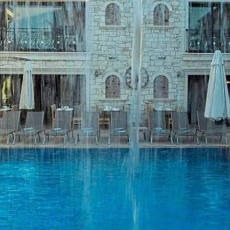 מלון Five Diamonds 5*