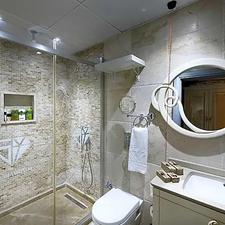 מלון Five Diamonds Çeşme